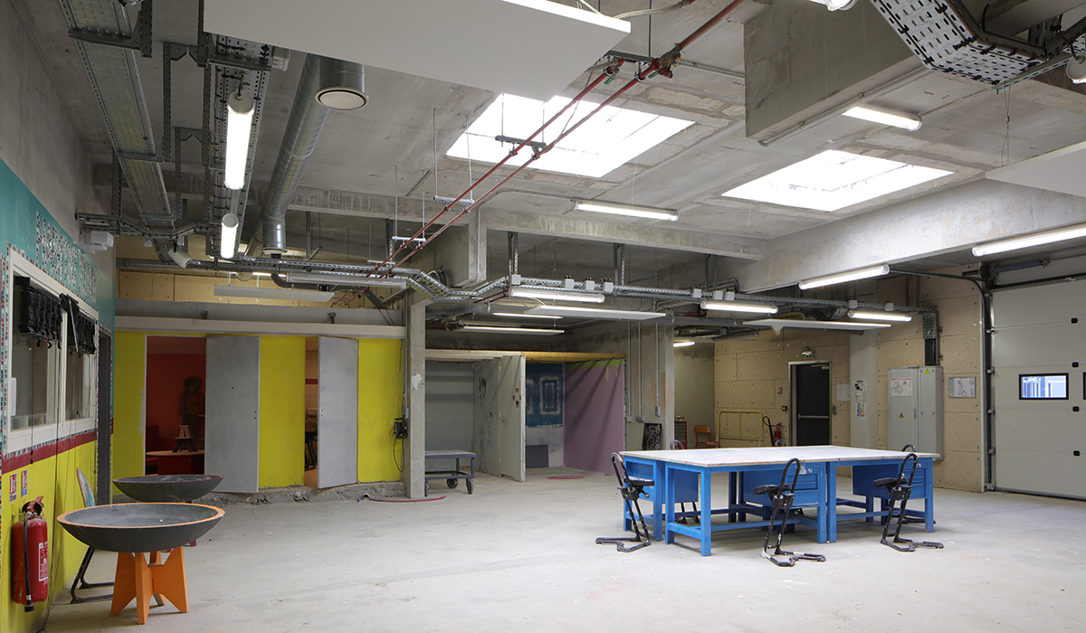 alu architectes 4021a4707111355dc0b5ba7cdff5af0534cd50db7aa878b9ea6042bb79bcaa903c4a18267fc858f050735abfe95e61173c5a38baf295c05502163e39b0b14b0a