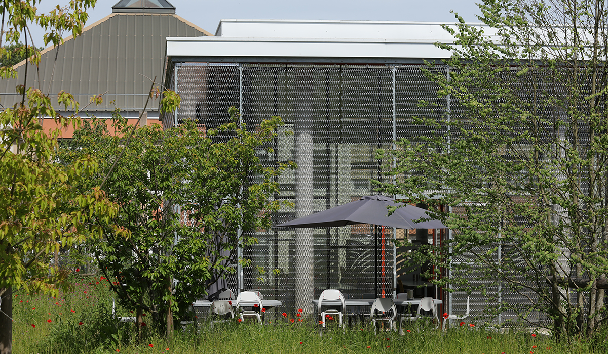 alu architectes 66506eefd13328df496dc03ca0f30df319792052af0e7a8b7d591896313c317e3c2a72bd48488df1a69db80ff4b8726081af4e554634a046c4a8699c7f0de661